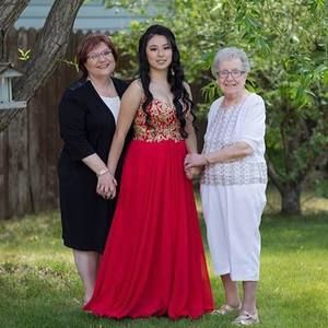 Meet your Posher, Jasmine